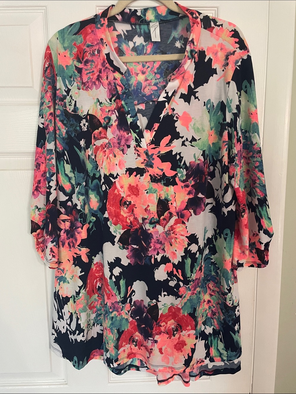 Sew In Love Floral V-Neck Tunic in Coral, Green & Black